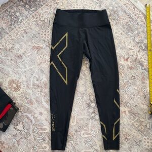 2XU Black Leggings with Gold Accents